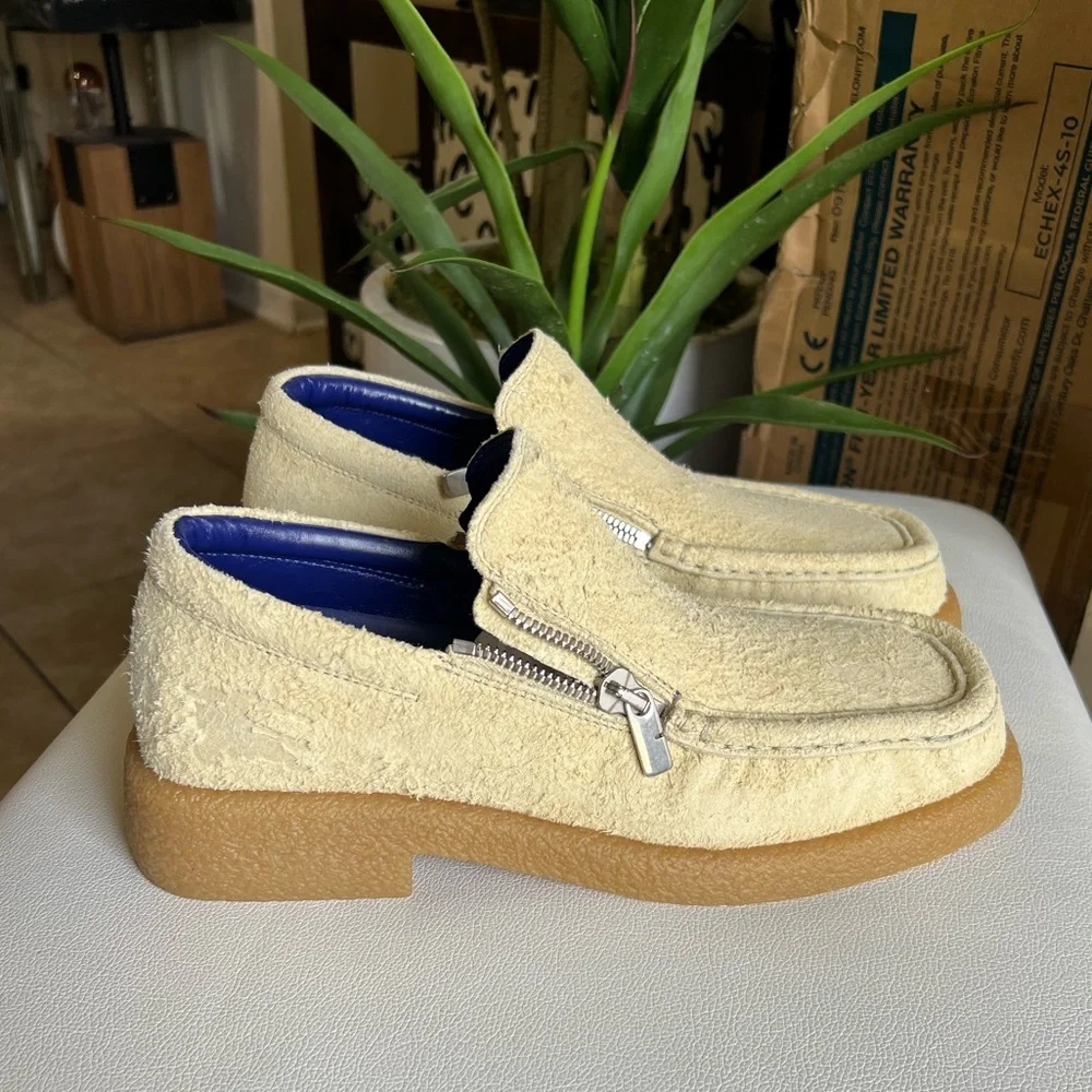 BURBERRY Chance Suede Loafers Size 10.5 (43.5 IT)